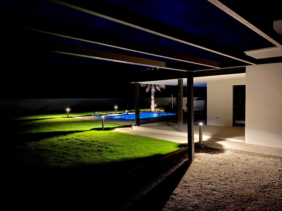 Villa Eni Medulin Sisan Heated Pool Exteriör bild